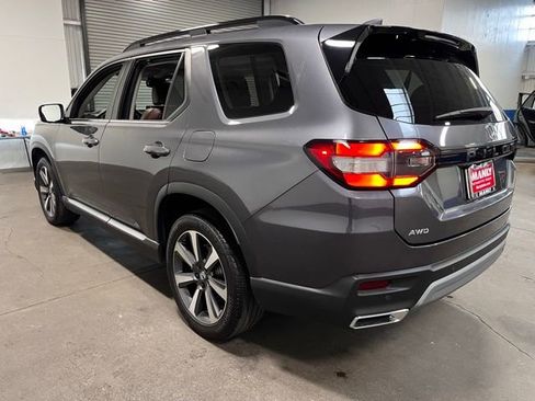 Used 2024 Honda Pilot Elite image 5