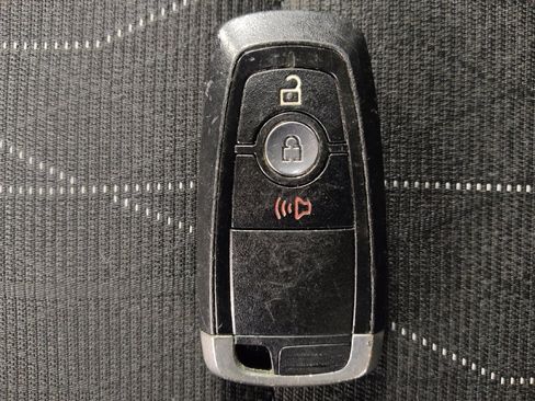 Used 2021 Ford EcoSport SE FWD image 32
