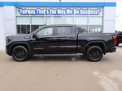 Used 2025 GMC Sierra 1500 Pro w/ Graphite Edition AWD/4WD image 7