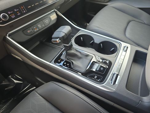 New 2026 Kia Carnival SX image 27