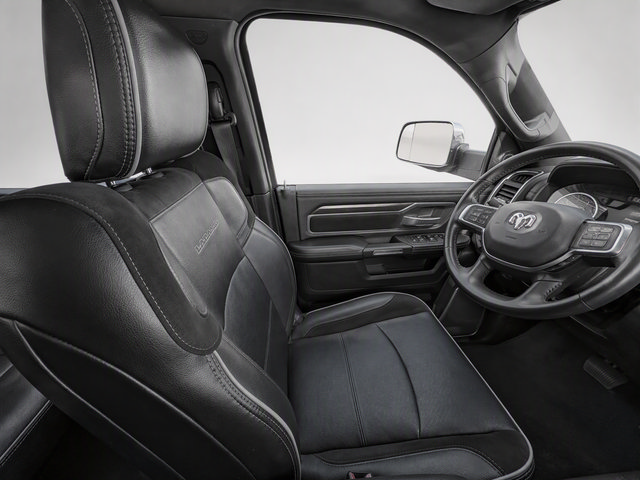 Used 2022 RAM 3500 Laramie AWD/4WD image 10