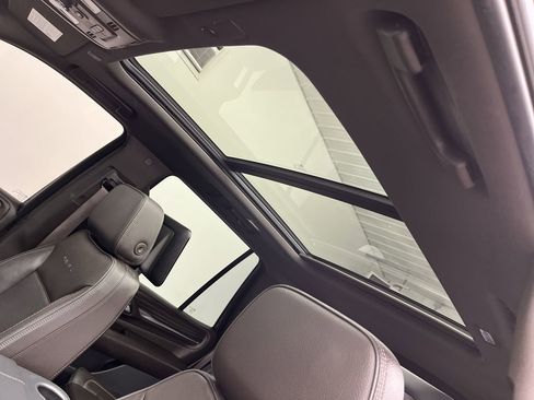 Certified 2021 GMC Yukon Denali w/ Denali Premium Package AWD/4WD image 7
