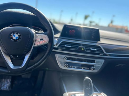 Used 2020 BMW 740i 740i Sedan 4D image 22