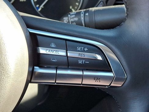 Used 2023 MAZDA MAZDA3 s image 24