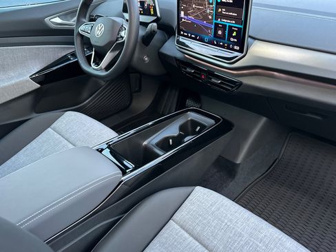 New 2026 Volkswagen ID.4 Pro image 15