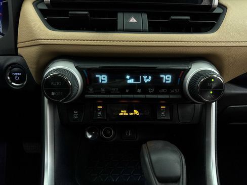 Used 2023 Toyota RAV4 XLE image 27