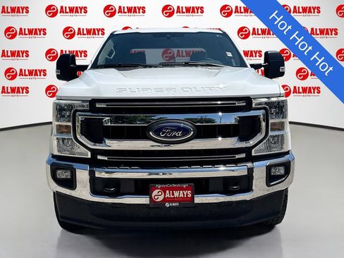 Used 2020 Ford F250 XLT w/ XLT Value Package AWD/4WD image 2