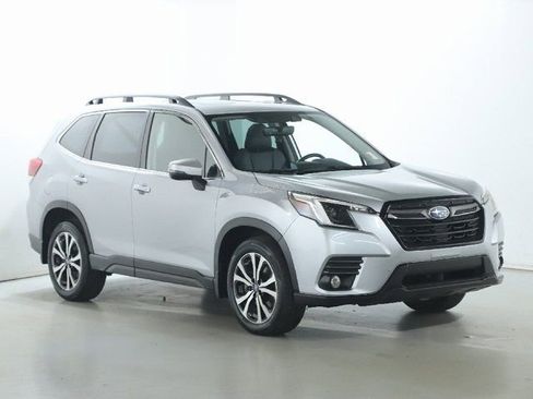 Certified 2023 Subaru Forester Limited AWD/4WD image 9