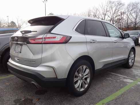 Used 2019 Ford Edge Titanium w/ Equipment Group 301A image 4