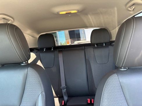 Used 2021 Buick Encore GX Preferred FWD image 29