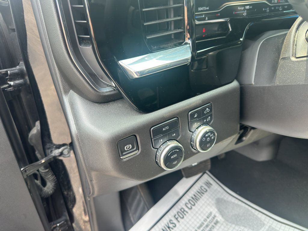 Used 2024 GMC Sierra 1500 SLT AWD/4WD image 15