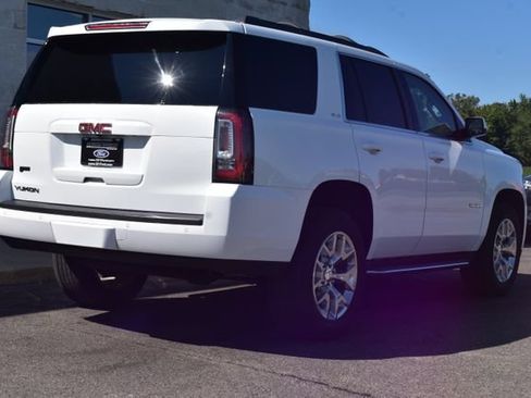 Used 2019 GMC Yukon SLE w/ SLE Value Package AWD/4WD image 16