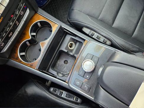 Used 2014 Mercedes-Benz E 350 Cabriolet image 39