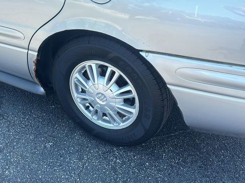 Used 2005 Buick Le Sabre Limited image 9