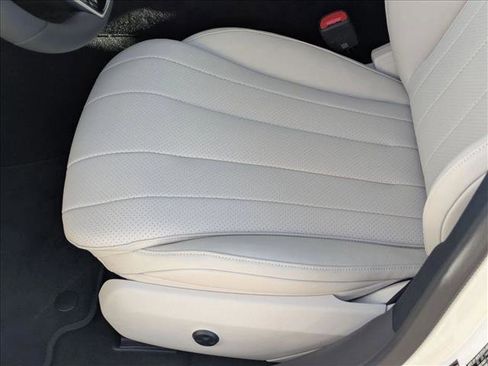 New 2026 Mercedes-Benz E 350 Sedan image 4