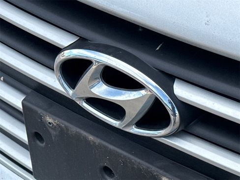 Used 2018 Hyundai Elantra SEL image 5