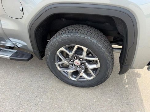 New 2026 GMC Sierra 1500 SLT w/ SLT Premium Plus Package image 6