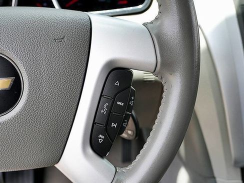Used 2011 Chevrolet Traverse LT w/ Personal Connectivity Package AWD/4WD image 32