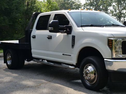Used 2019 Ford F350 XL w/ Power Equipment Group AWD/4WD image 46