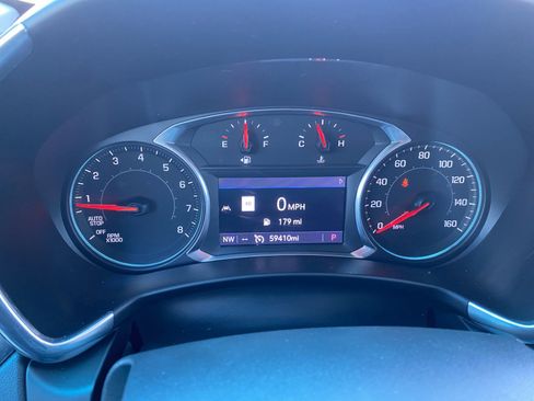 Used 2020 Chevrolet Equinox LT FWD image 13