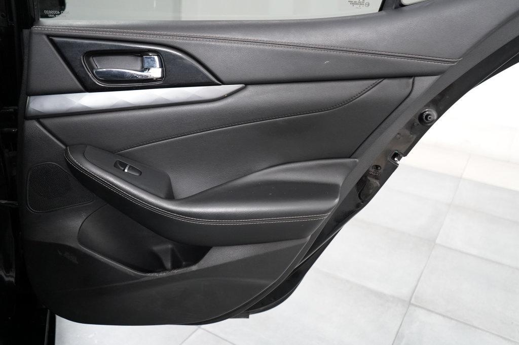 Used 2019 Nissan Maxima 3.5 SV FWD image 32