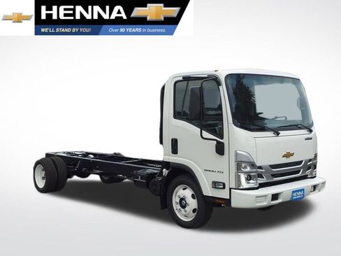 New 2025 Chevrolet Low Cab Forward 5500XG RWD image 1
