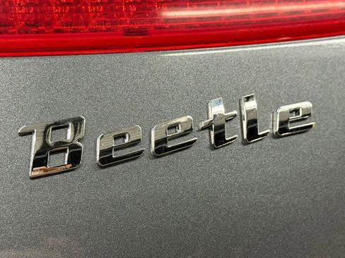 Used 2013 Volkswagen Beetle 2.5 image 13