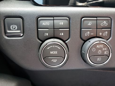 New 2026 Chevrolet Silverado 1500 LT Trail Boss AWD/4WD image 14