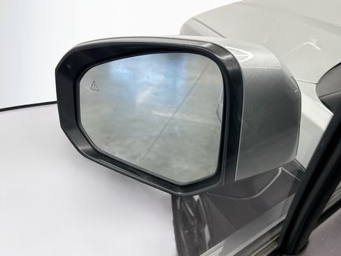 Used 2025 Hyundai Santa Fe SEL FWD image 16
