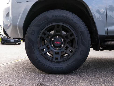 Used 2017 Toyota 4Runner TRD Pro AWD/4WD image 14