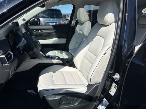 New 2025 MAZDA CX-5 AWD 2.5 S w/ Premium Plus Pkg image 9