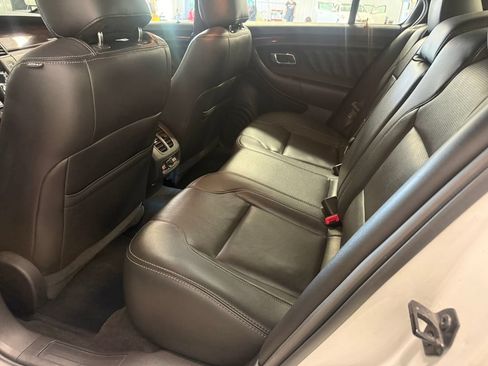 Used 2013 Ford Taurus Limited FWD image 26