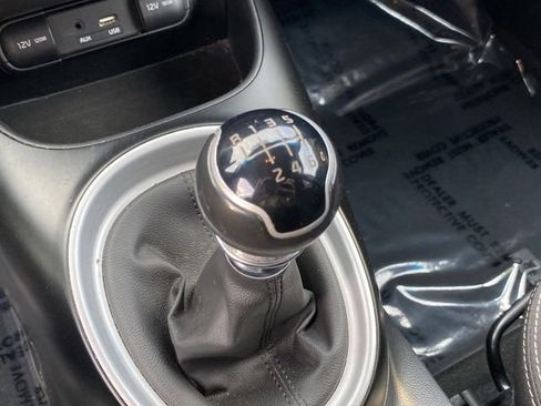 Used 2018 Kia Soul image 18