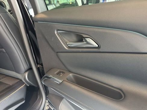 New 2025 Chevrolet Traverse High Country w/ LPO, Floor Liner Package image 12