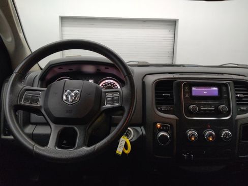 Used 2018 RAM 1500 Express RWD image 22