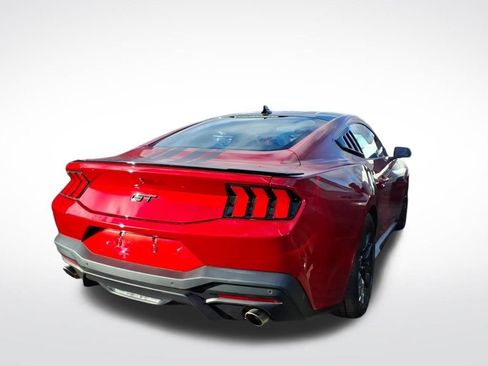 Used 2024 Ford Mustang GT Premium image 7
