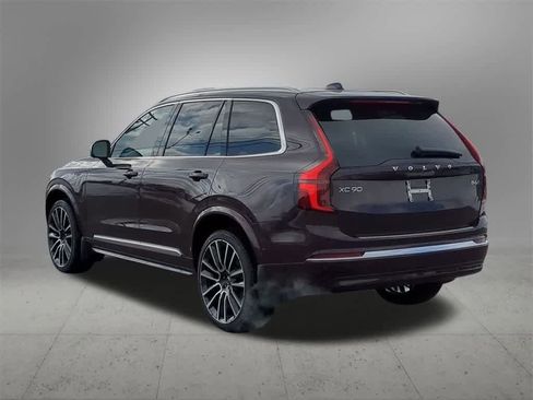 New 2026 Volvo XC90 B6 Plus w/ Protection Package Premier image 4