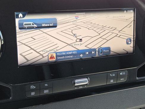 New 2025 Mercedes-Benz eSprinter 170 Cargo image 27