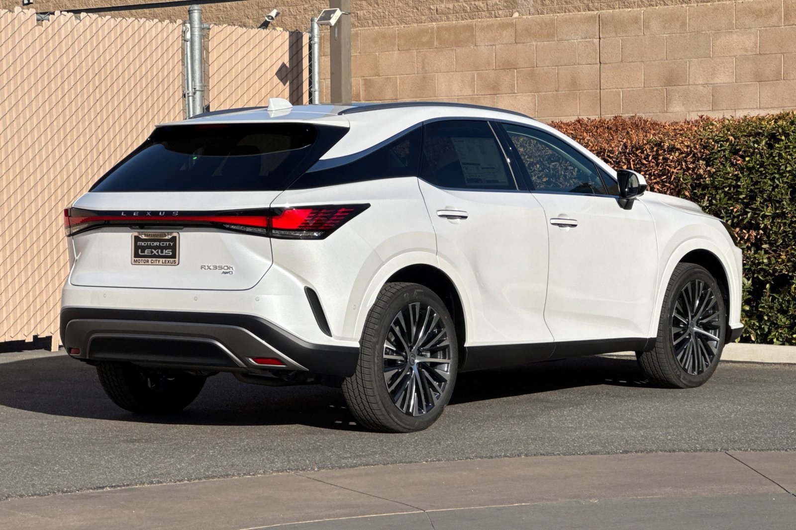 New 2026 Lexus RX 350h AWD/4WD image 4