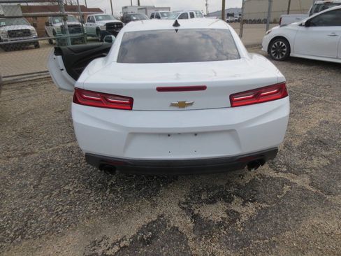 Used 2018 Chevrolet Camaro LT image 3