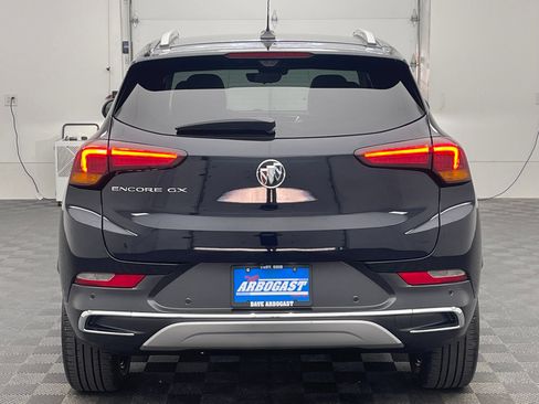Used 2020 Buick Encore GX Essence w/ Advanced Technology Package FWD image 9
