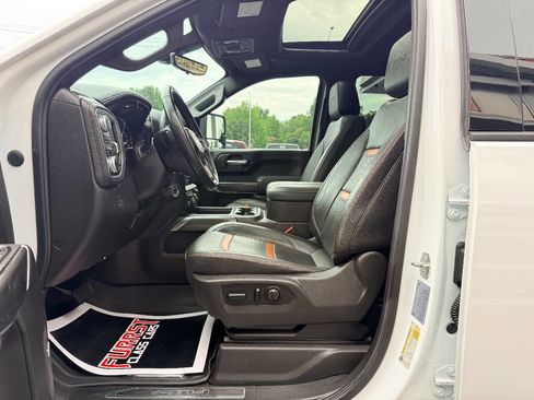 Used 2023 GMC Sierra 2500 AT4 w/ AT4 Premium Plus Package AWD/4WD image 21