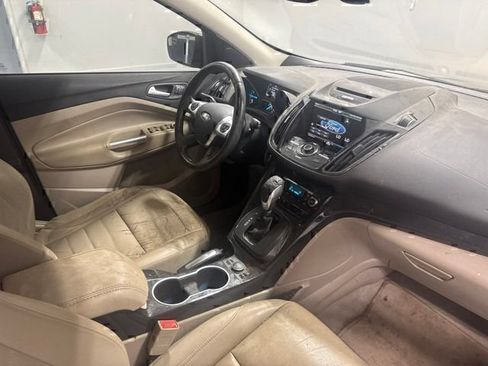 Used 2015 Ford Escape Titanium FWD image 24