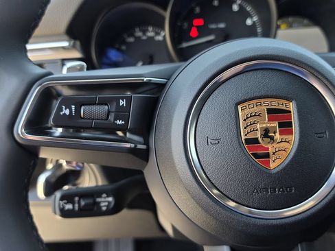 New 2026 Porsche Macan AWD/4WD image 25