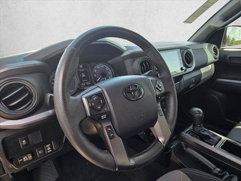 Used 2023 Toyota Tacoma TRD Off-Road AWD/4WD image 10