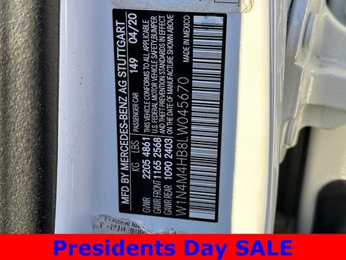 Used 2020 Mercedes-Benz GLB 250 4MATIC image 29