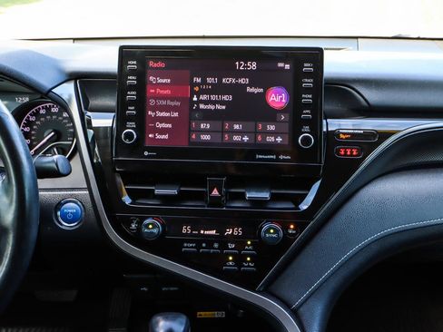 Used 2022 Toyota Camry XSE w/ Cold Weather Package image 30