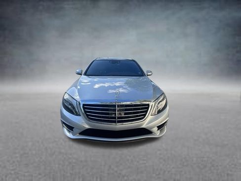 Used 2016 Mercedes-Benz S 550 Sedan image 2