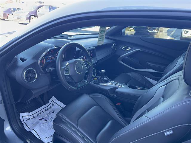 Used 2024 Chevrolet Camaro LT RWD image 15