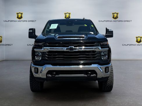 Used 2024 Chevrolet Silverado 3500 LT w/ Convenience Package AWD/4WD image 8